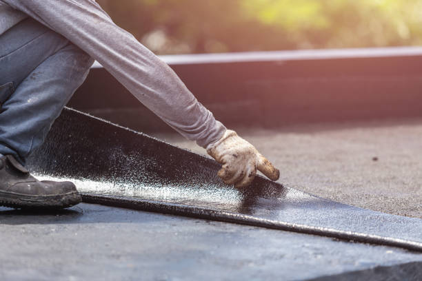 Professional Foundation Crack Repair technician working in Oakford, IN